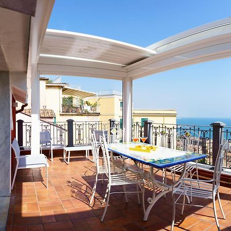 Suite Aphrodite - Exclusive Flat Salerno Eksteriør bilde