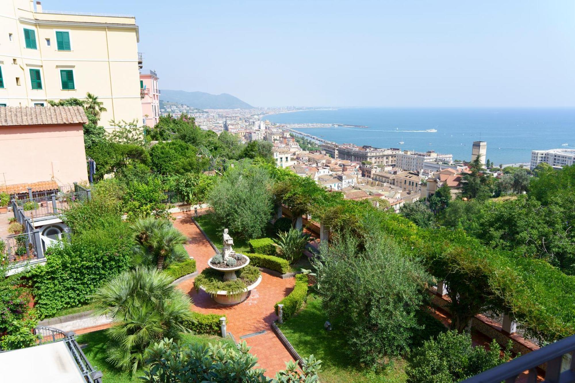 Suite Aphrodite - Exclusive Flat Salerno Eksteriør bilde