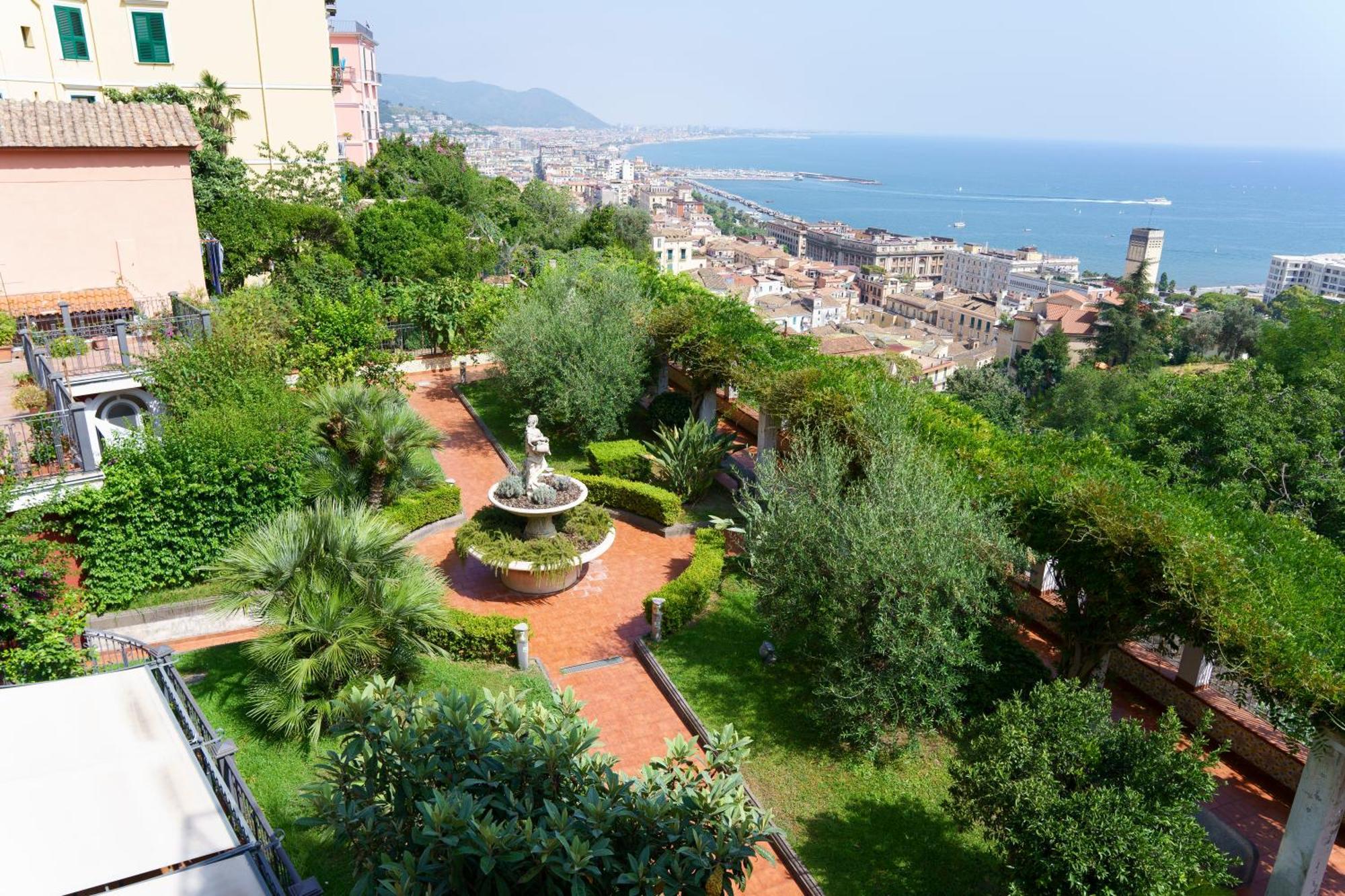 Suite Aphrodite - Exclusive Flat Salerno Eksteriør bilde