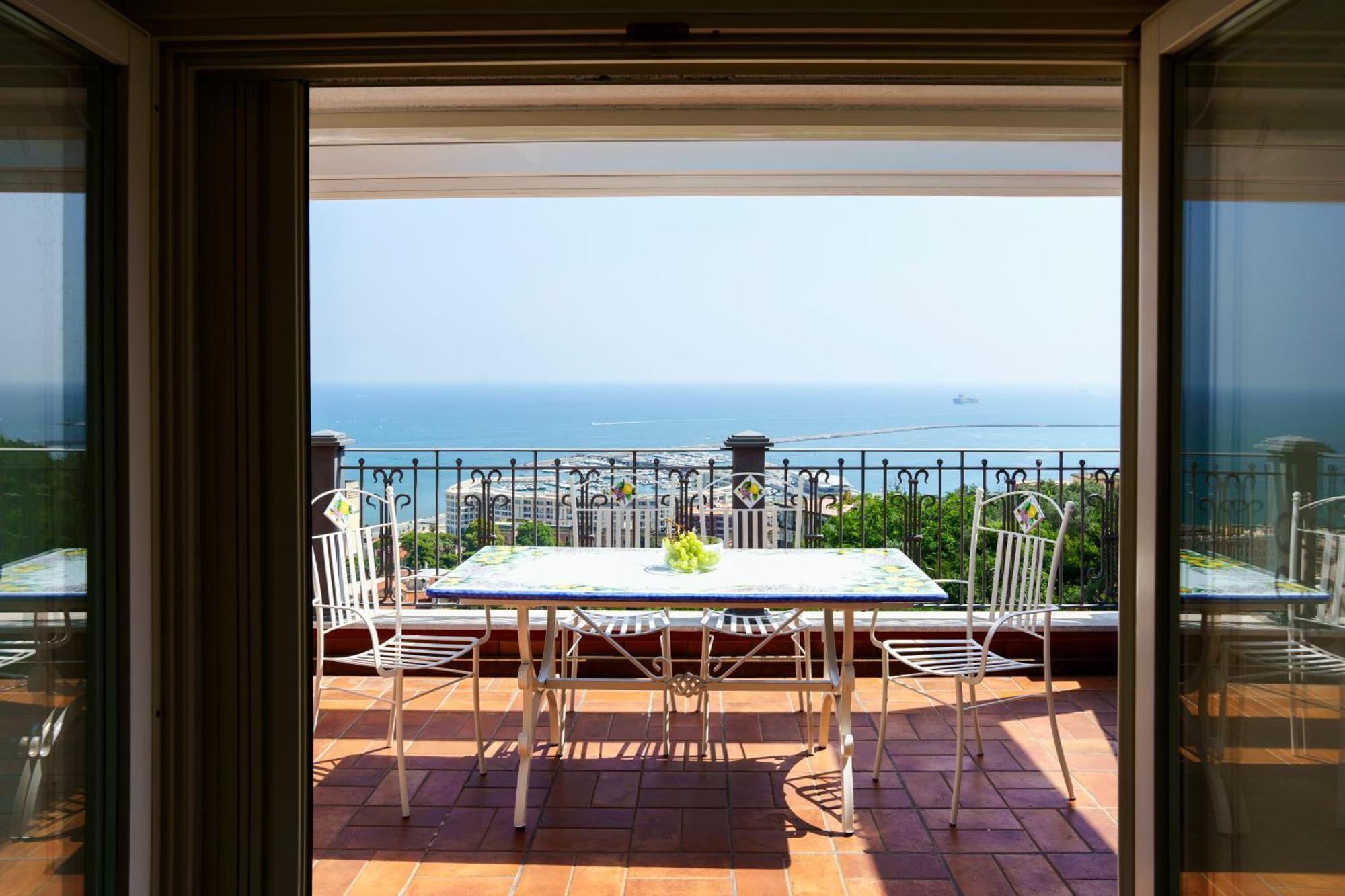 Suite Aphrodite - Exclusive Flat Salerno Eksteriør bilde