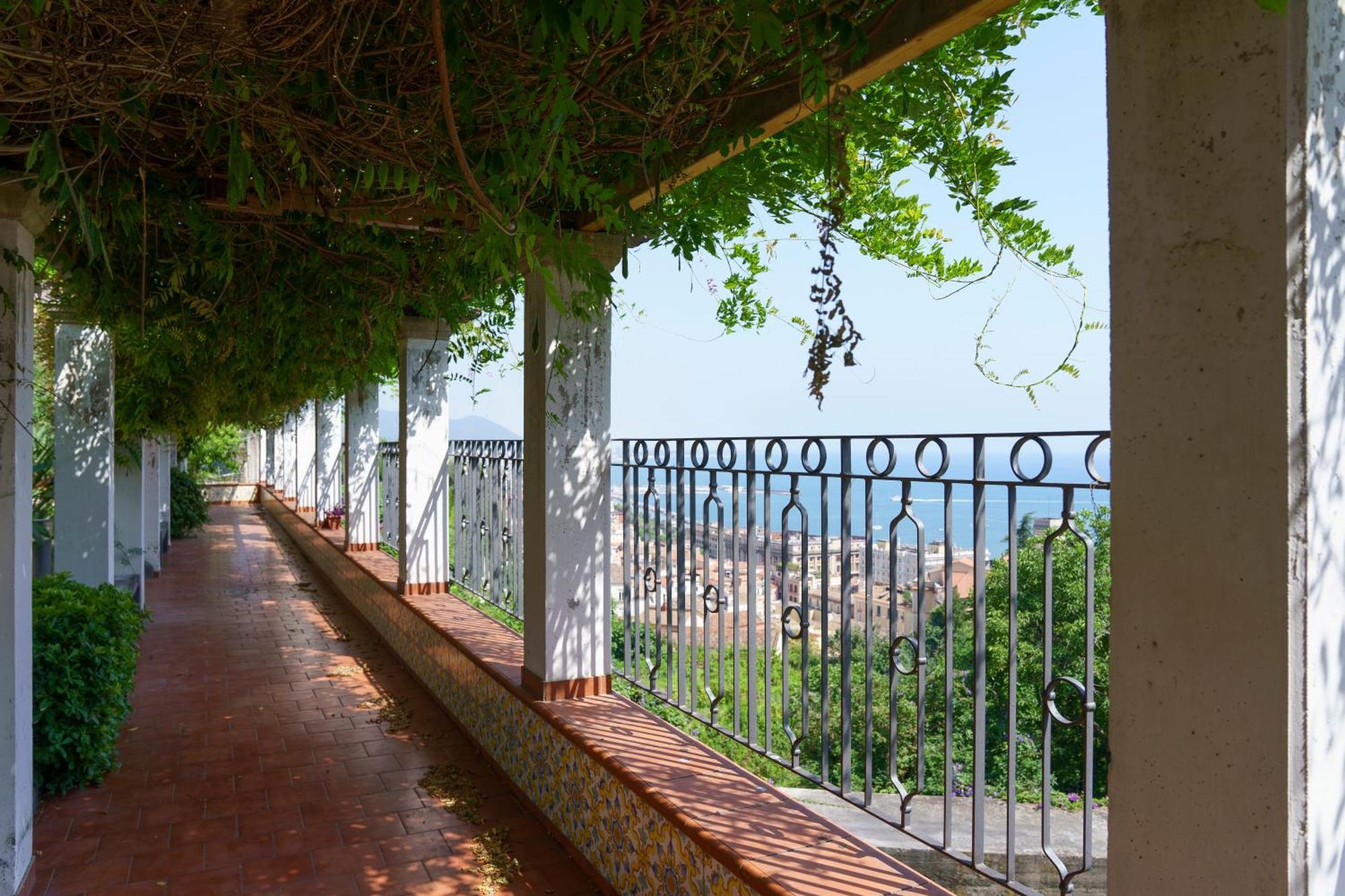Suite Aphrodite - Exclusive Flat Salerno Eksteriør bilde